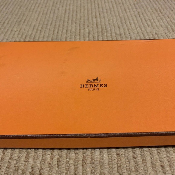 Hermes 100% Silk Made In France Rope Triangle Pattern NIB - Picture 8 of 10